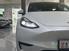 Tesla Model Y Rear-Wheel Drive - ფოტო 15