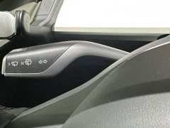 Tesla Model Y Rear-Wheel Drive - ფოტო 5