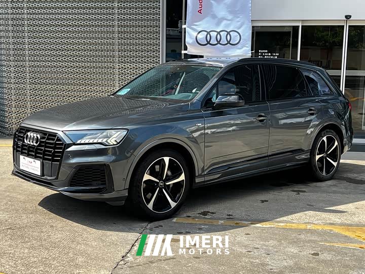 Audi Q7 55 TFSI quattro S line Sport - ავტომობილი ჩინეთიდან