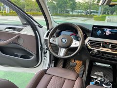 BMW iX3 Premier - ფოტო 12
