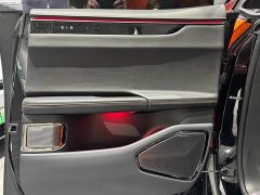 HiPhi X Founder Edition 6-Seater - ფოტო 12
