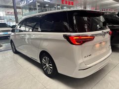 Buick GL8 ES Luxe Enjoyment Edition - ფოტო 10