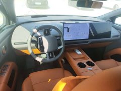 Li Auto i8 Standard Edition - ფოტო 3