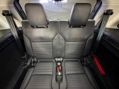 Land Rover Discovery 360PS R-Dynamic S - ფოტო 11