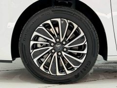 Buick GL8 New Energy Lusang Respect Edition - ფოტო 7