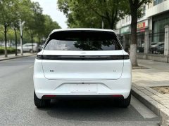 Li Auto L6 Pro - ფოტო 8