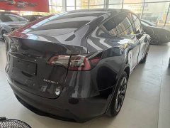 Tesla Model Y Long Range All-Wheel Drive - ფოტო 10