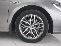 BYD Qin PLUS Champion Edition DM-i 55KM Exceed - ფოტო 6