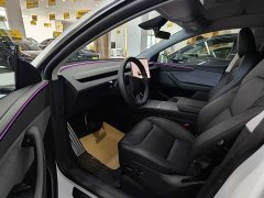 Tesla Model Y Rear-Wheel Drive - ფოტო 4