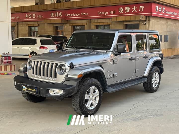 Jeep Wrangler 2.0T Sahara Four-Door