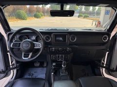 Jeep Wrangler 2.0T Sahara Four-Door - ფოტო 6