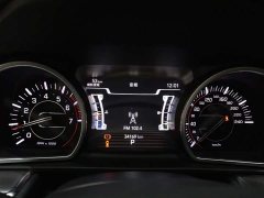 Jeep Grand Commander 2.0T AWD Luxury - ფოტო 14