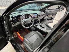Changan Oushang X5 PLUS 1.5T DCT Excellence Edition - ფოტო 9