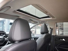Voyah Peugeot 408 2022 1.6T Chase Light Edition - ფოტო 9