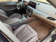 BMW 5 Series 530Li Premier M Sport Package - ფოტო 12