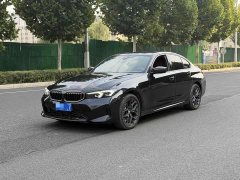 BMW 3 Series 2025 330i M Sport Night Edition Package - ფოტო 1