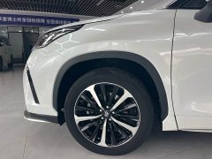 Toyota Crown Venza 2022 2.0T AWD Sport Edition - ფოტო 17