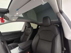 Tesla Model Y Long Range All-Wheel Drive - ფოტო 5