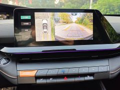 Changan UNI-V 1.5T Premium Edition - ფოტო 11