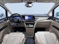 Buick GL8 New Energy Lusang Respect Edition - ფოტო 12
