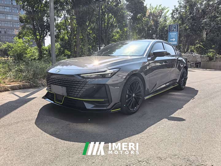 Changan UNI-V 1.5T Sport Edition - ავტომობილი ჩინეთიდან