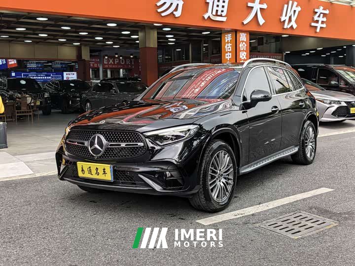 Mercedes-Benz GLC 300 L 4MATIC Dynamic 5-Seater