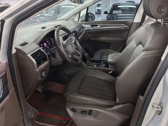 Volkswagen Viloran 2020 330TSI Luxury - ფოტო 5