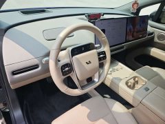 Li Auto i6 Two-Wheel Drive Standard - ფოტო 10