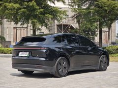 Li Auto i6 Two-Wheel Drive Standard - ფოტო 5
