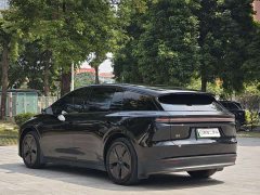 Li Auto i6 Two-Wheel Drive Standard - ფოტო 7