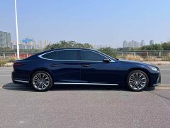 Lexus LS 500h Premium - ფოტო 4