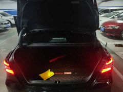 Toyota Camry 2.0G Luxury - ფოტო 15