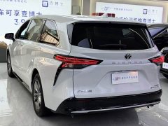 Toyota 2026 Sienna 2.5L Hybrid AWD Premium Edition - ფოტო 11