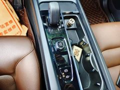 Volvo XC60 2022 B5 AWD Smart Luxury Edition - ფოტო 10