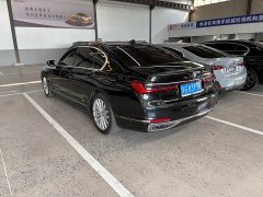 BMW 7 Series 730Li Luxury Package - ფოტო 7