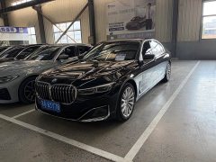 BMW 7 Series 730Li Luxury Package - ფოტო 8