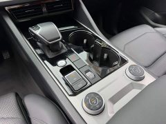 Volkswagen Touareg 2021 2.0TSI Ruishang Edition - ფოტო 9