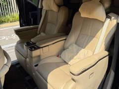 Toyota Alphard 2021 Hybrid 2.5L Premium Edition - ფოტო 11