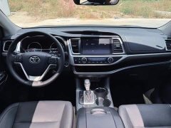 Toyota Highlander 2.0T AWD Premium 7-Seater - ფოტო 4