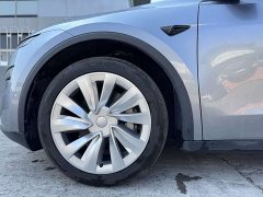 Tesla Model Y Rear-Wheel Drive - ფოტო 15