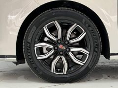 FAW Red Flag HQ9 2.0T Smart Connected Premium Edition - ფოტო 11