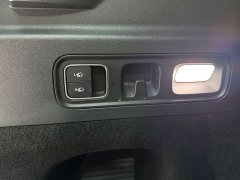 Li Auto L6 Pro - ფოტო 16