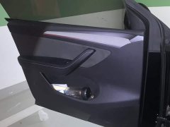 Tesla Model Y Rear-Wheel Drive - ფოტო 7