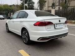 Volkswagen Bora 2023 300TSI DSG Respect Edition - ფოტო 10