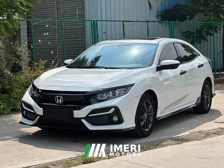 Honda Civic Hatchback 220 Turbo CVT Sharp Control