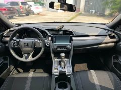 Honda Civic 2021 Hatchback 220 Turbo CVT Sharp Control - ფოტო 7
