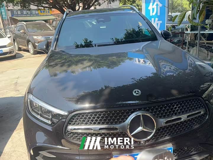 Mercedes-Benz GLC 300 L 4MATIC Dynamic 5-Seater