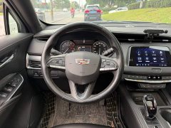 Cadillac XT4 28T FWD Luxury - ფოტო 14