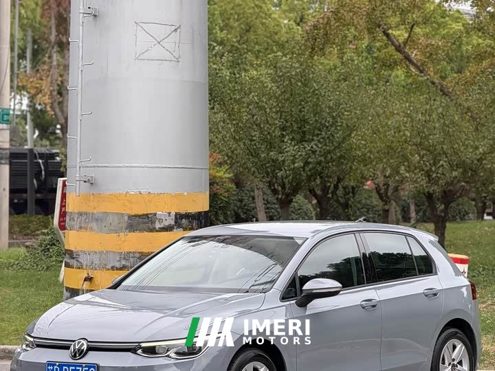 Volkswagen Golf 200TSI DSG Pro - ავტომობილი ჩინეთიდან