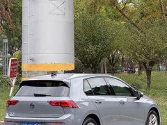 Volkswagen Golf 200TSI DSG Pro - ფოტო 3